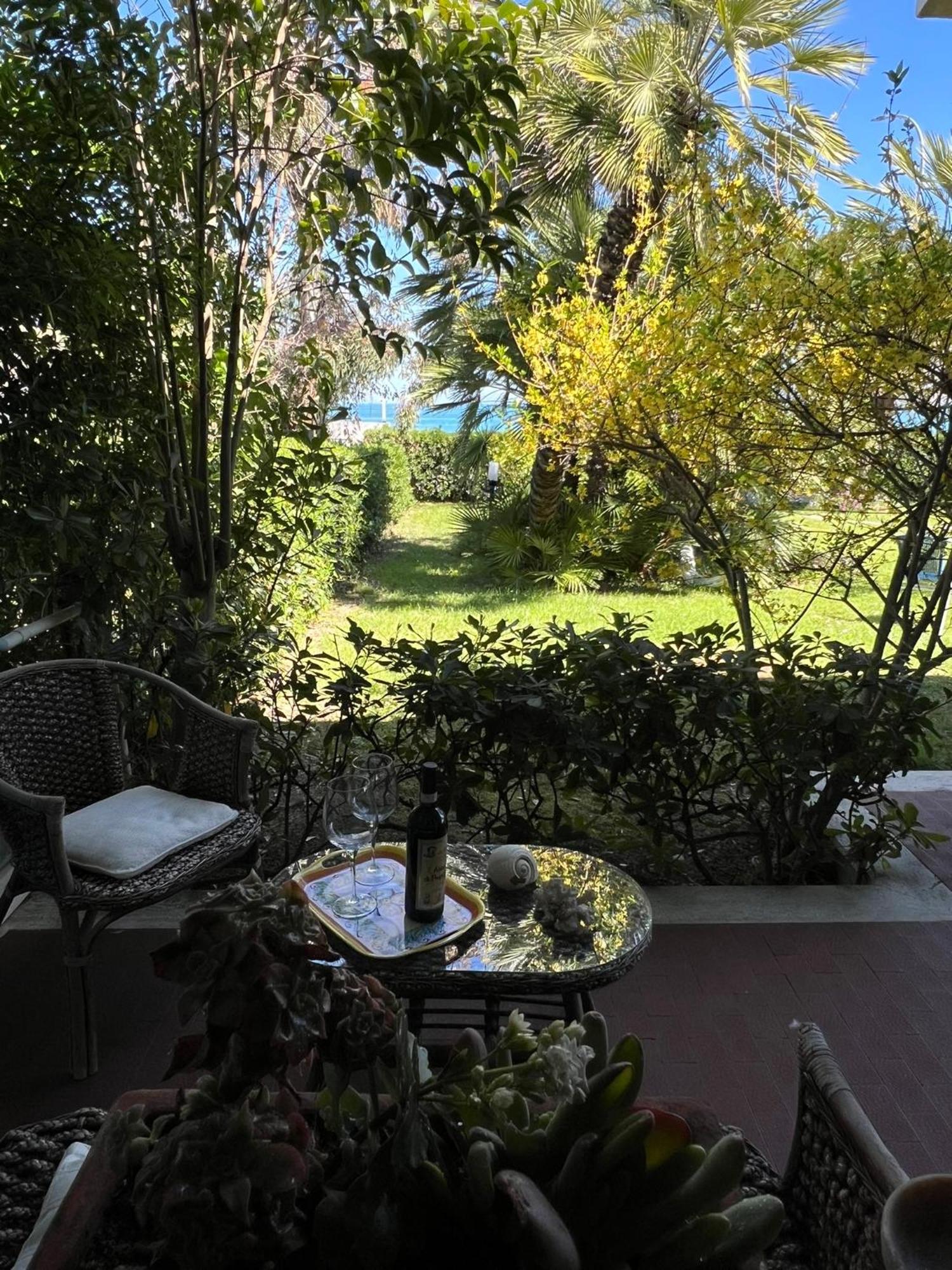 B&B I Versi Del Mare Roseto Degli Abruzzi Exterior foto
